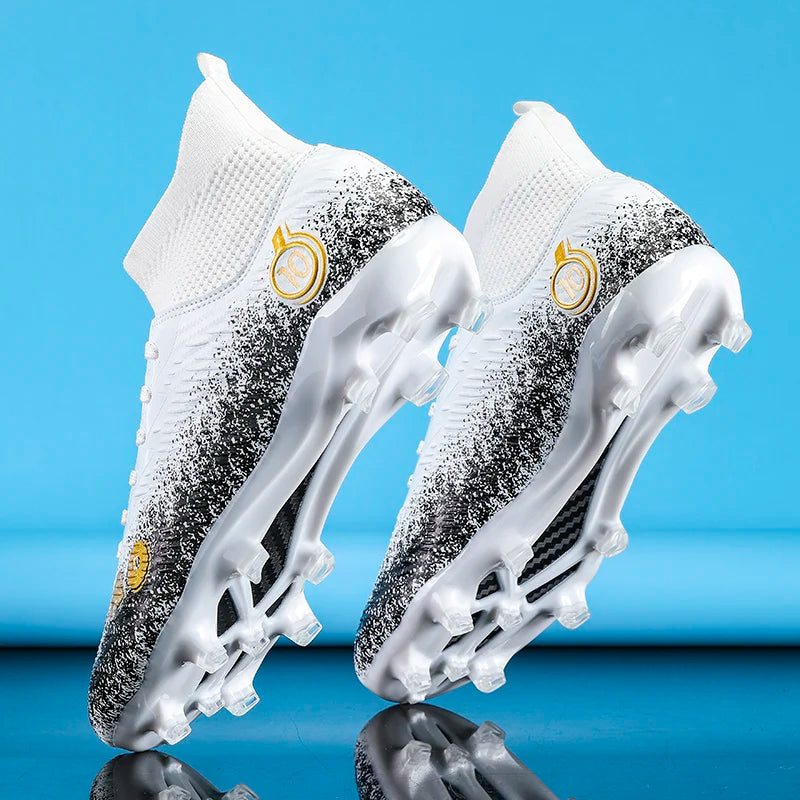 Men Soccer Shoes Kids Football Boots Women Professional Soccer Cleats Antiskid Chaussure Football TF/FG Outdoor Football Shoes