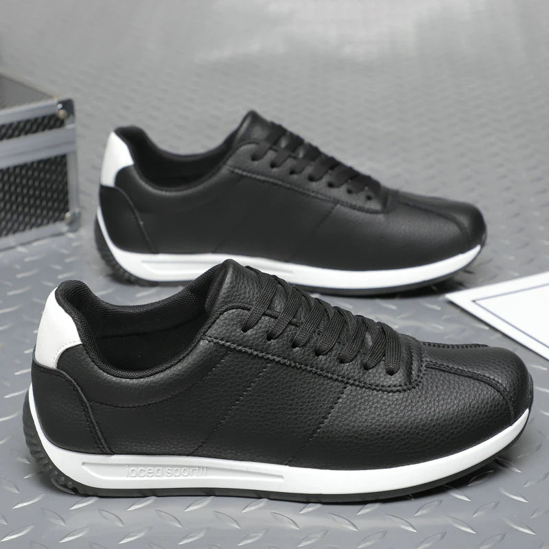 Leisure Running Summer Fashion Anti Slip Mountaineering PU Leather Sports Shoes Tennis Trend Hot Selling Men White Flat Shoes
