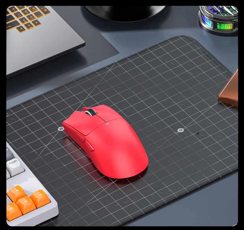 ATTACK SHARK X11SE trådlös gamingmus, Tri-Mode, 63g superlätt med PAW3311-sensor, 22000 DPI, 300mAh-batteri, dubbel drivrutin