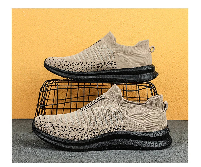 Buty męskie Oddychające męskie trampki Wygodne buty do biegania Tenisowe buty outdoorowe Buty wsuwane do chodzenia Buty do joggingu typu skarpeta