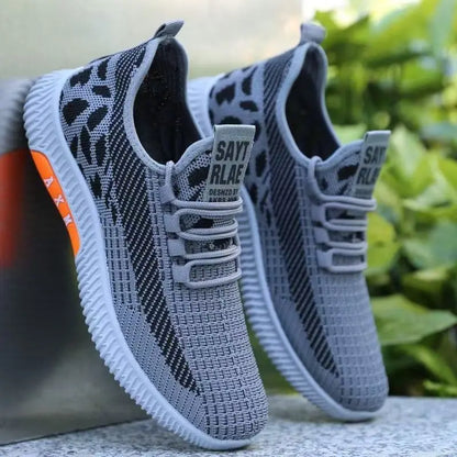 New Summer Men's Shoe Versatile Coconut Shoe Breathable Thin Mesh Casual Slip-On Sports Shoe Comfortable Low Cut round Toe