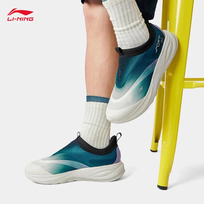 LI-NING SOFT GO 2 vyriški vaikščiojimo batai, įsispiriami, minkštu storu kulnu, patogūs, patvarūs sportiniai laisvalaikio batai AGLV005