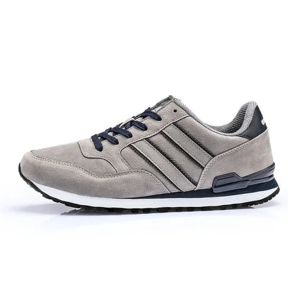 Sapatilhas de Homem 2025 Novas de Alta Qualidade em Pele, Sapatos Casuais Respiráveis de Outono, Sapatos Rasos Casuais Masculinos
