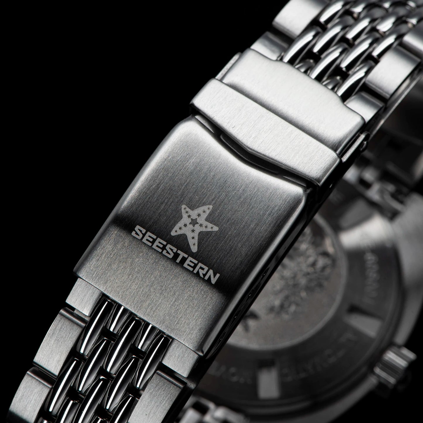 SEESTERN Men Diving Watch Automatic Luminous Date Waterproof Turn Bracelet Wristwatches Retro SUB300T Mechanical Sapphire Glass