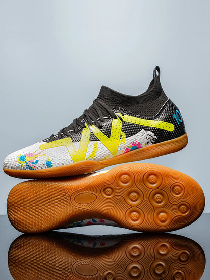 High-top soccer shoes for indoor five-a-side training for both men and women, slip-resistant and wear-resistant. sneakers