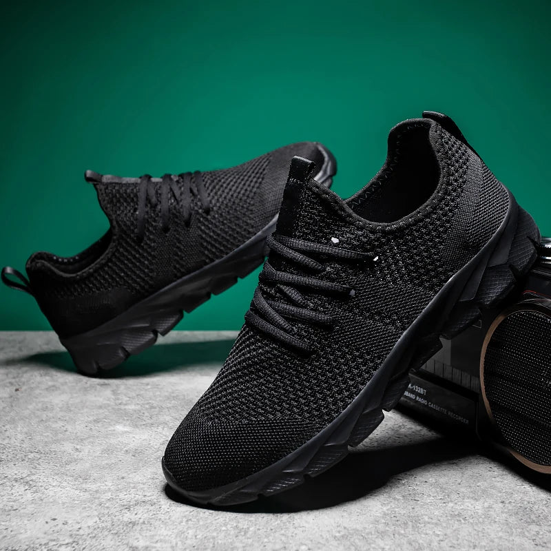 Men Sneakers Breathable light Running Shoes Four Seasons plus size Classic Casual Sports Shoes Platform Sneaker walking shoes