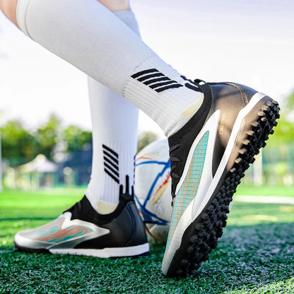 Men New TF Football Boots Sneakers Professional Society Casual Male Soccer Shoes Futsal High Quality Football Shoes Training