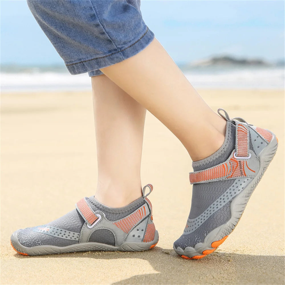 Kids Aqua Shoes Summer Beach Five Fingers Barefoot Water Shoes Swimming Lightweightl Non-slip Seaside River Children Sneakers