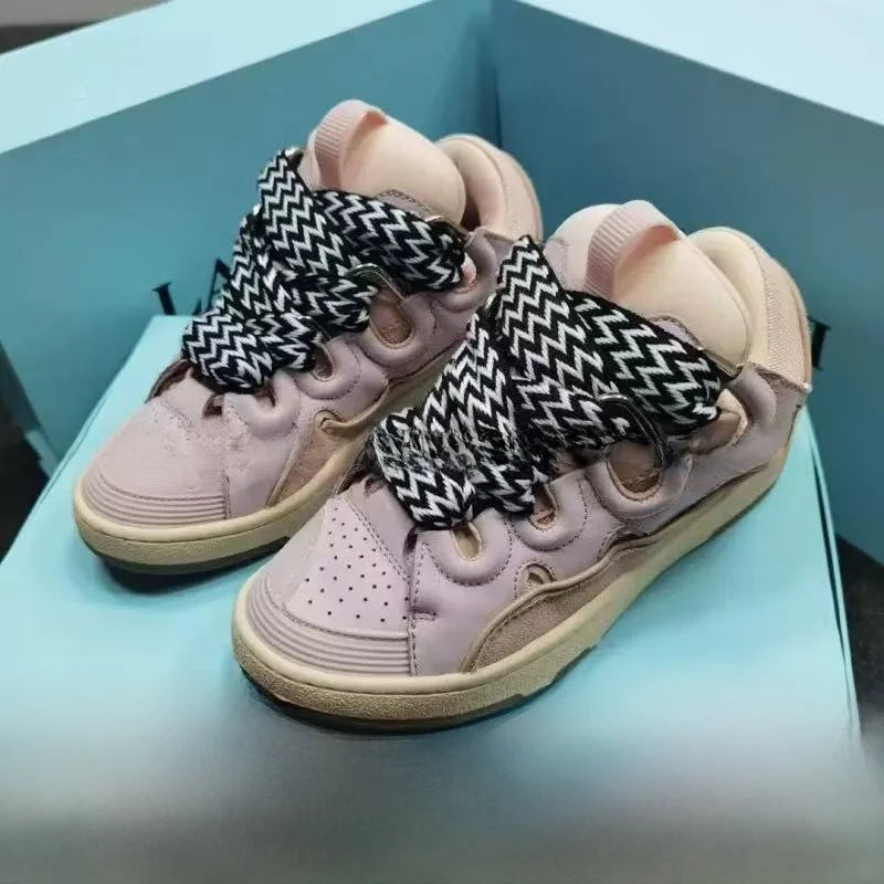 Comfortabele skateschoenen met hoge hak en dikke zool, casual sportieve dad bag-schoenen, Vietnamese en Cambodjaanse nieuwe stijl, slip-on met knoopsluiting