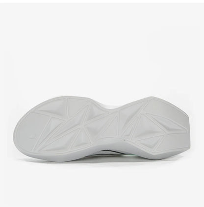 Nike Authentic VISTA LITE Scarpe da donna con plateau traspiranti in stile "dad shoes" CI0905-102