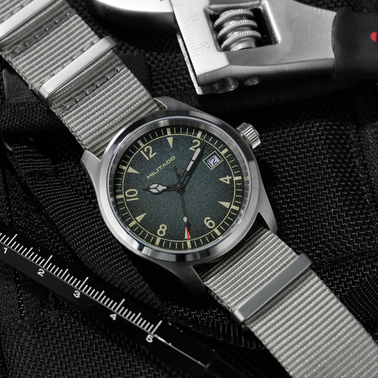 Militado  ML18 36mm Men Watch VH31 Quartz Movement Watches Luminous Sapphire Double Domed Crystal Waterproof Vintage Wristwatch
