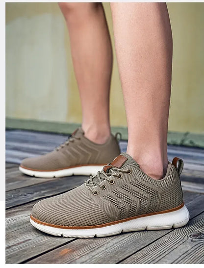 Casual Sneaker Shoes Breathable Men's Walking Mesh Soft Sole Outdoor Anti Slip Travel Comfortable Running Shoes Tenis Masculino