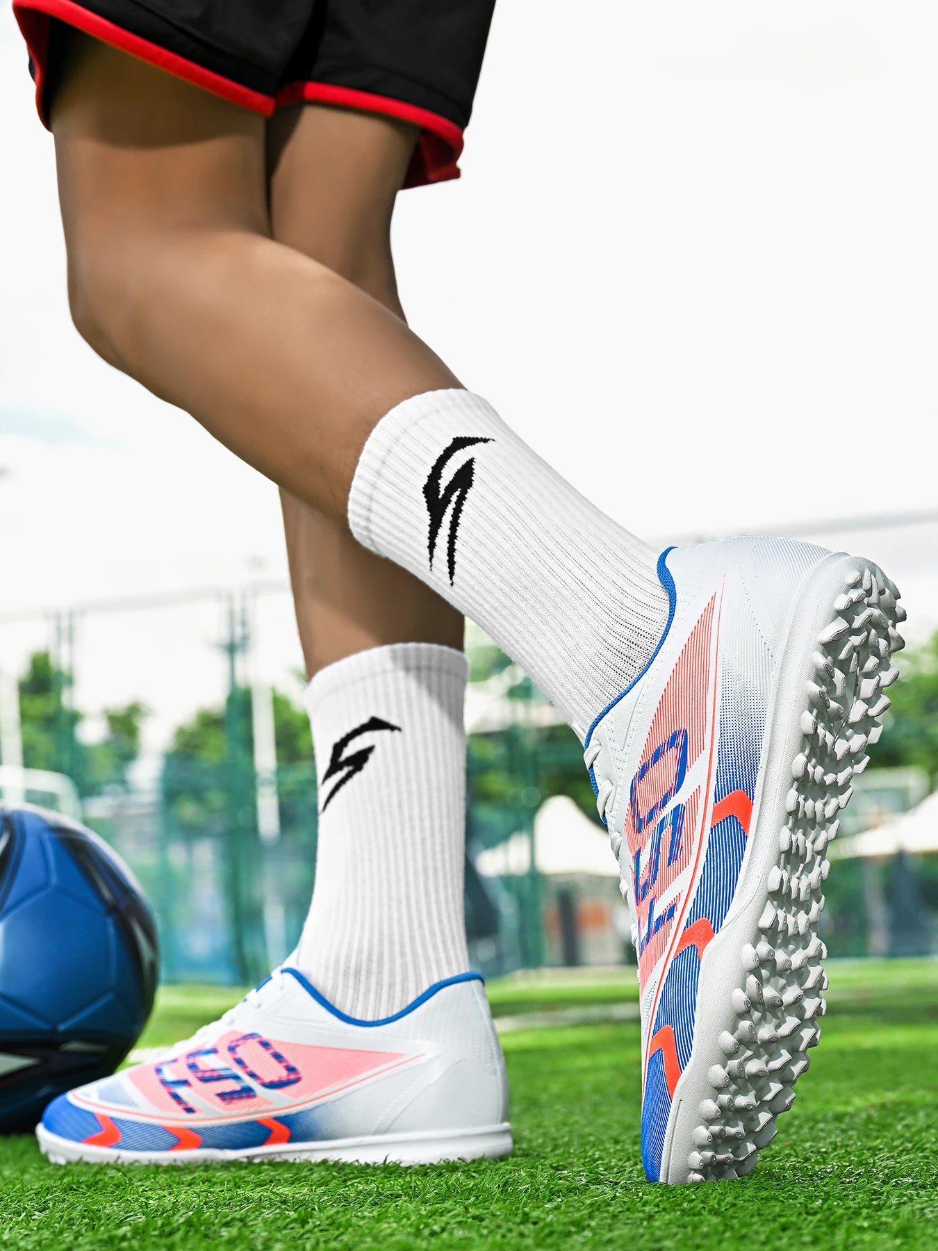 Breathable TF Soccer Shoes Men Women Kids PU+Fabric Non-Slip Wear-Resistant Rubber Sole Training Shoes