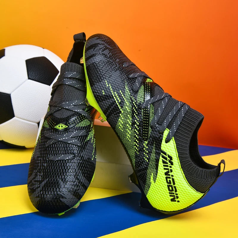 Men Turf Soccer Shoes Cleats Professional Football Boots Breathable Mesh Youth Soccer Anti Skid Male Sneakers Society Chuteira