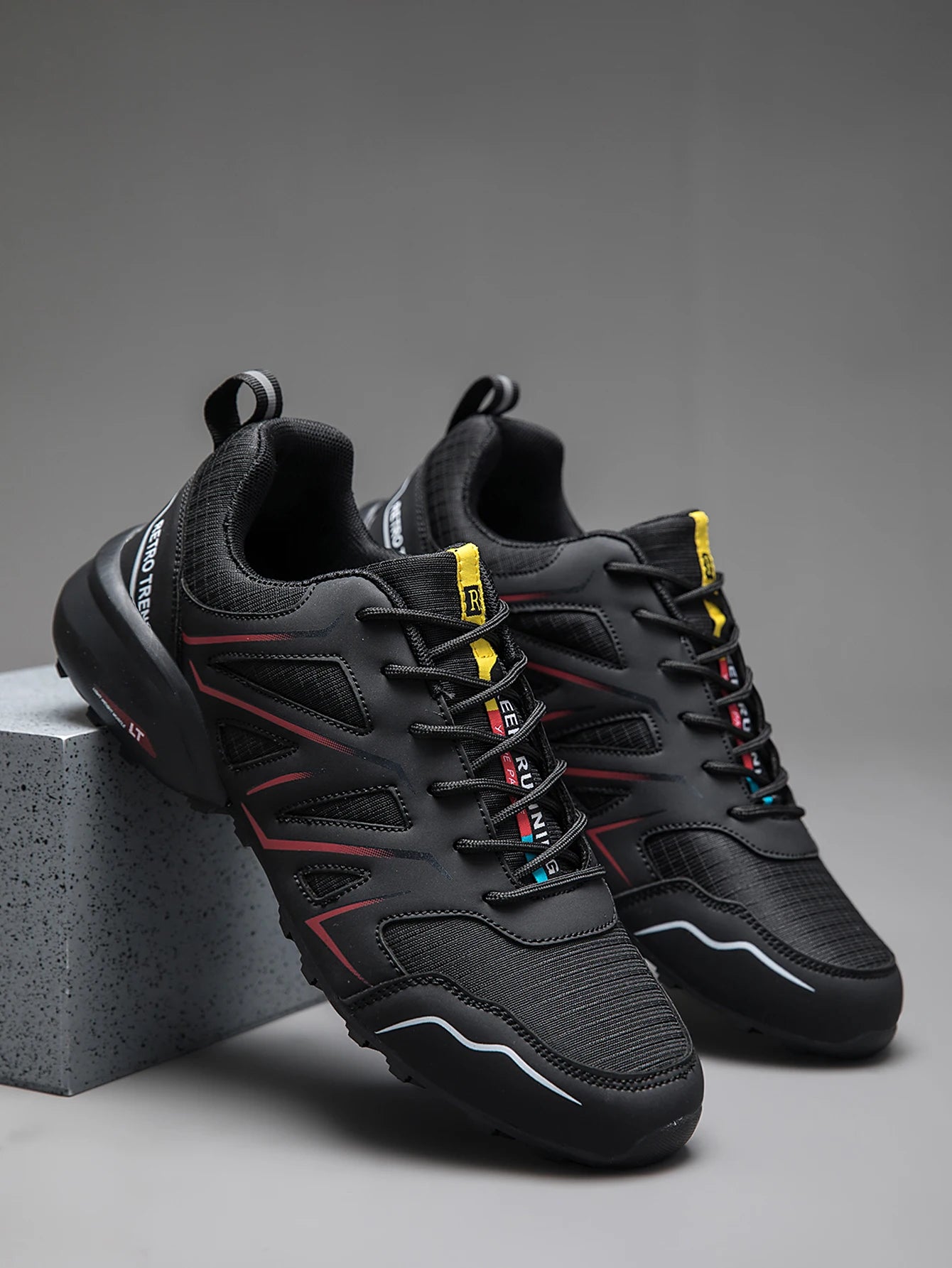 Men's Large Size Outdoor Hiking And Running Shoes Comfortable Casual Versatile Fashionable Sports Shoes for Couples Training
