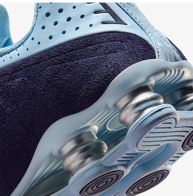 Nike Authentic W SHOX R4 Women's Retro Cushioned Running Shoes HQ7739-500