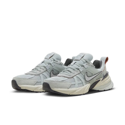 Nike W V2K RUN Women's Athletic Lifestyle Slip-Resistant, Durable, Breathable Casual Running Shoes FN6703-003