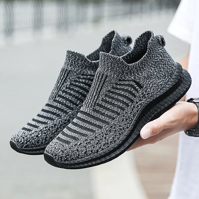 Buty męskie Oddychające męskie trampki Wygodne buty do biegania Tenisowe buty outdoorowe Buty wsuwane do chodzenia Buty do joggingu typu skarpeta