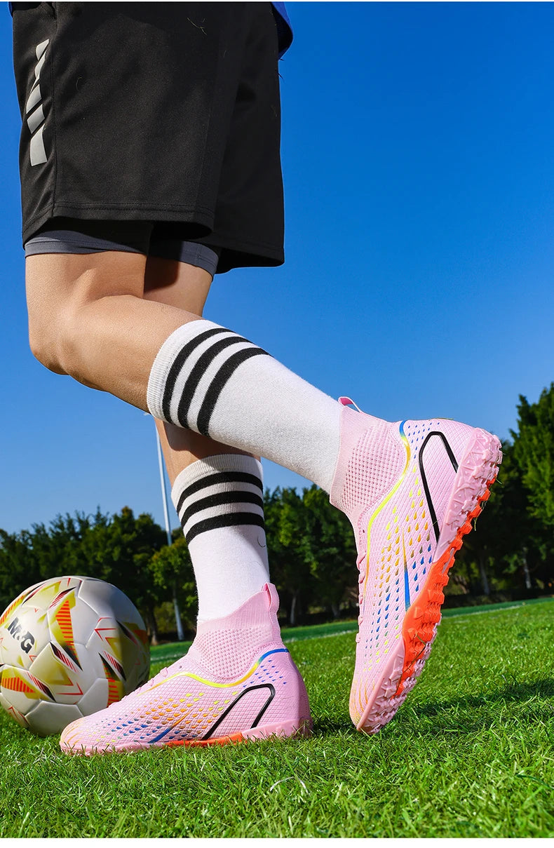 New Men Soccer Shoes Hot Sale High-quality Football Boots Women Unisex Futsal Cleats Ultralight Professional TF/FG Sneakers