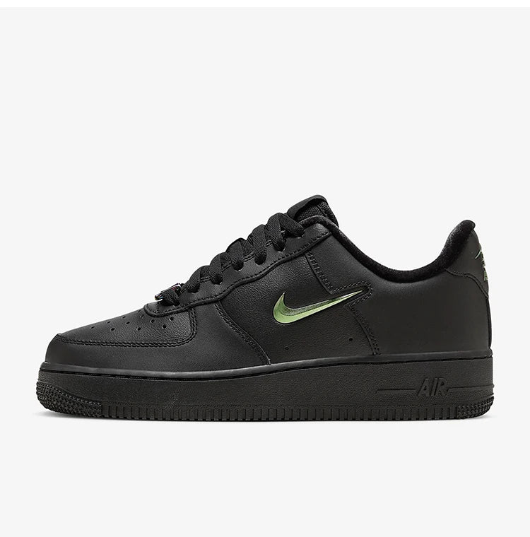 Оригинални дамски ежедневни маратонки Nike Air Force 1 Low FB8251-001