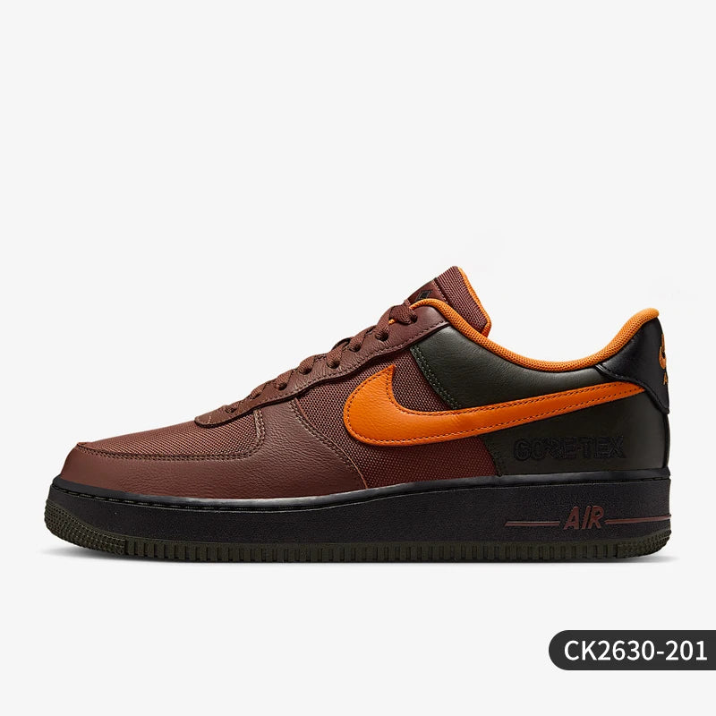Nike Air Force 1 Sneakers sportive da uomo a tomaia bassa e resistenti CK2630-201