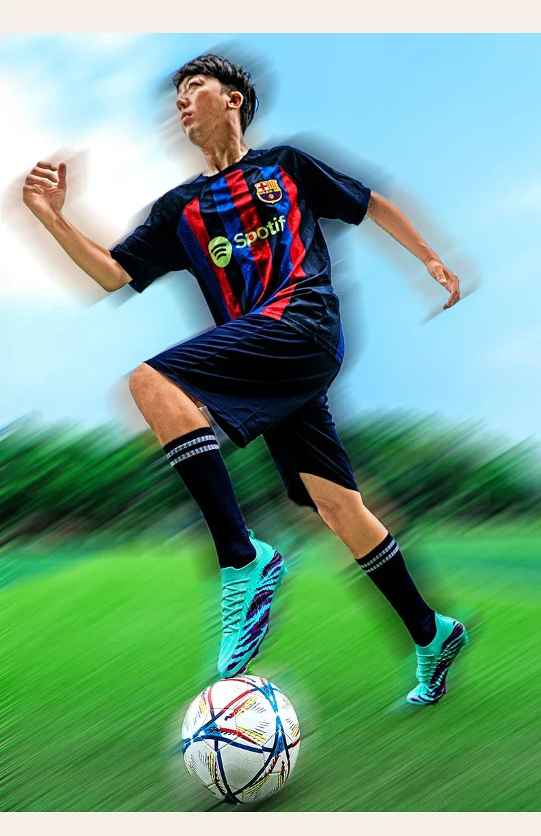 New Men Match Unisex Soccer Shoes Outdoor Adult Cleats Ultralight Football Boots Sport Non-Slip Comfortable Grass High-quality