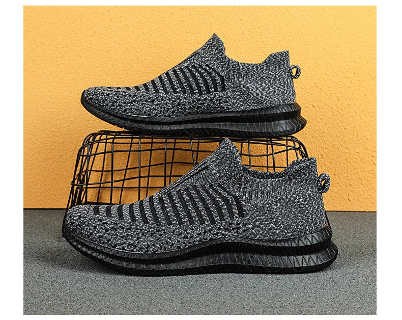 Buty męskie Oddychające męskie trampki Wygodne buty do biegania Tenisowe buty outdoorowe Buty wsuwane do chodzenia Buty do joggingu typu skarpeta