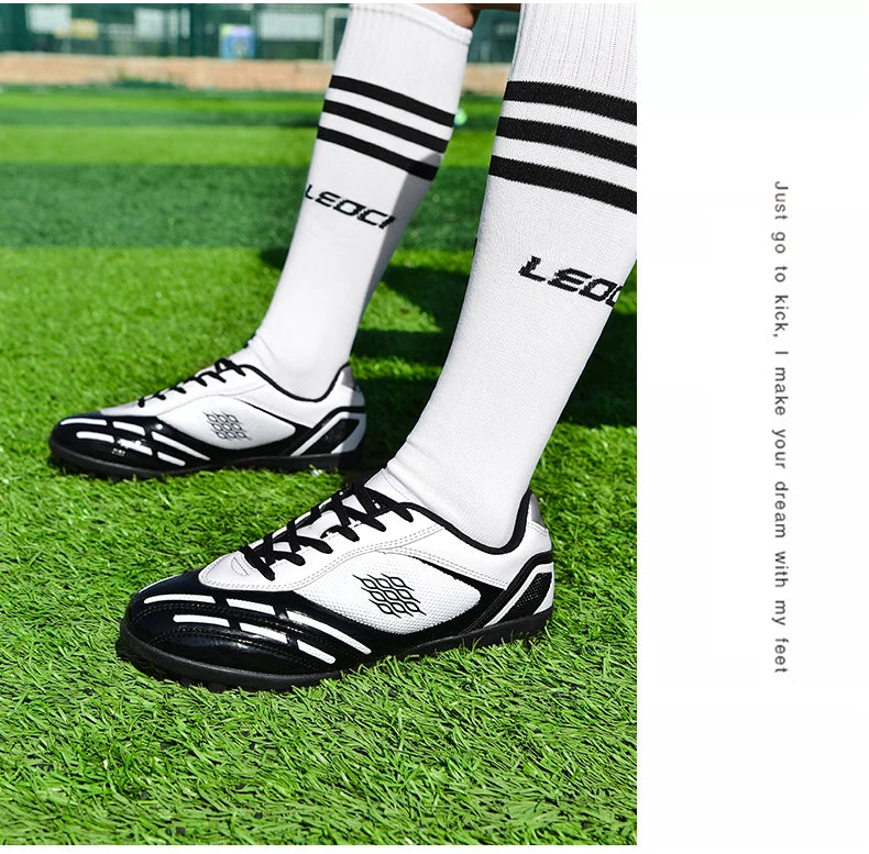 Soccer Shoes Men Turf Football Boots Fashion Firm Ground Studs Anti Slip Boy Sneakers Original Outdoor Field Training Trainers