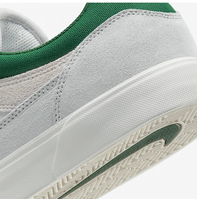 Baskets de sport Nike Authentic SB Malor pour homme, basses, à lacets, résistantes à l'usure FV6064-100