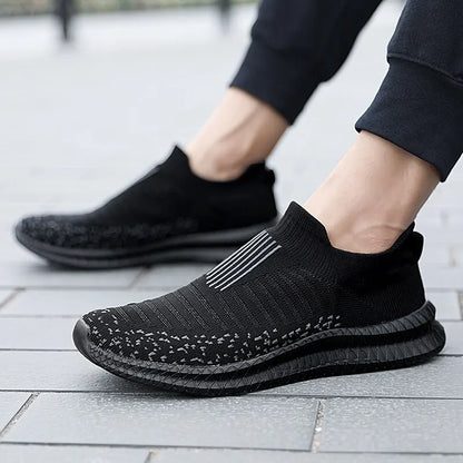 Buty męskie Oddychające męskie trampki Wygodne buty do biegania Tenisowe buty outdoorowe Buty wsuwane do chodzenia Buty do joggingu typu skarpeta