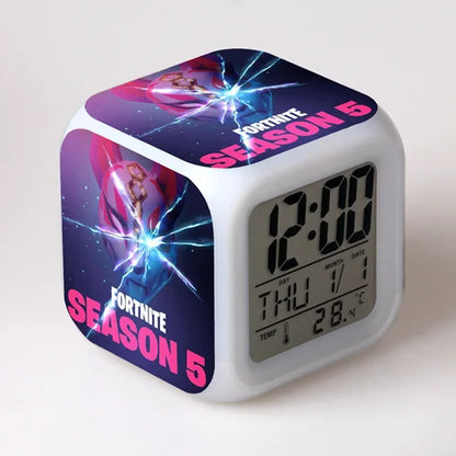 Despertador Fortnite Cute Fashion Cartoon Personalizado Criativo Kawaii Minimalista LED, Presente de Aniversário para Amigos