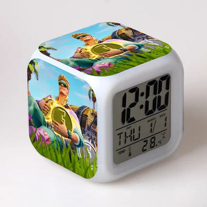 Despertador Fortnite Cute Fashion Cartoon Personalizado Criativo Kawaii Minimalista LED, Presente de Aniversário para Amigos