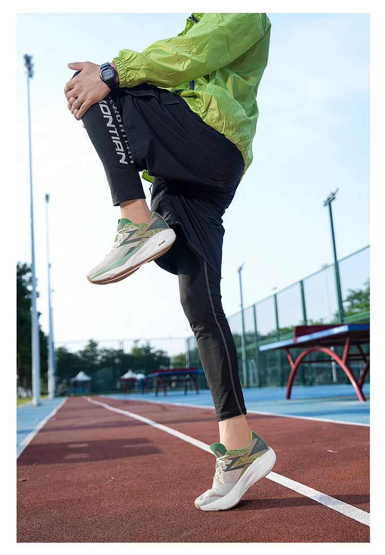 Men's Casual and Comfortable Solid Color Wear-Resistant Jogging Shoes Breathable and Easy-To-Wear Sports Shoes Non-Slip