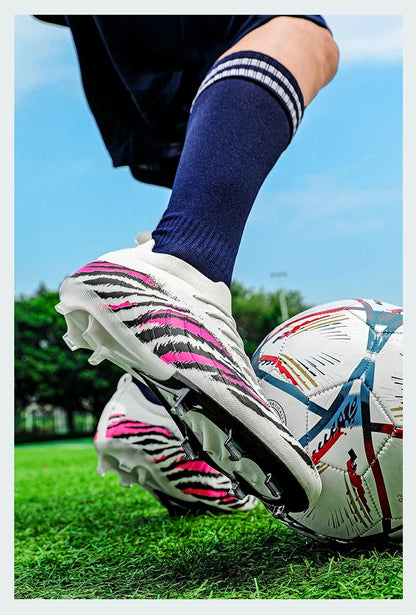 New Men Football Boots Sport Ultralight Non-Slip Outdoor Adult Cleats Match Unisex Soccer Shoes Comfortable Grass High-quality