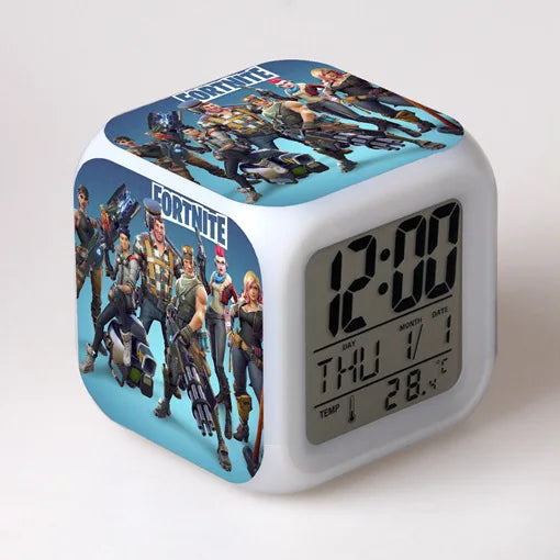 Despertador Fortnite Cute Fashion Cartoon Personalizado Criativo Kawaii Minimalista LED, Presente de Aniversário para Amigos