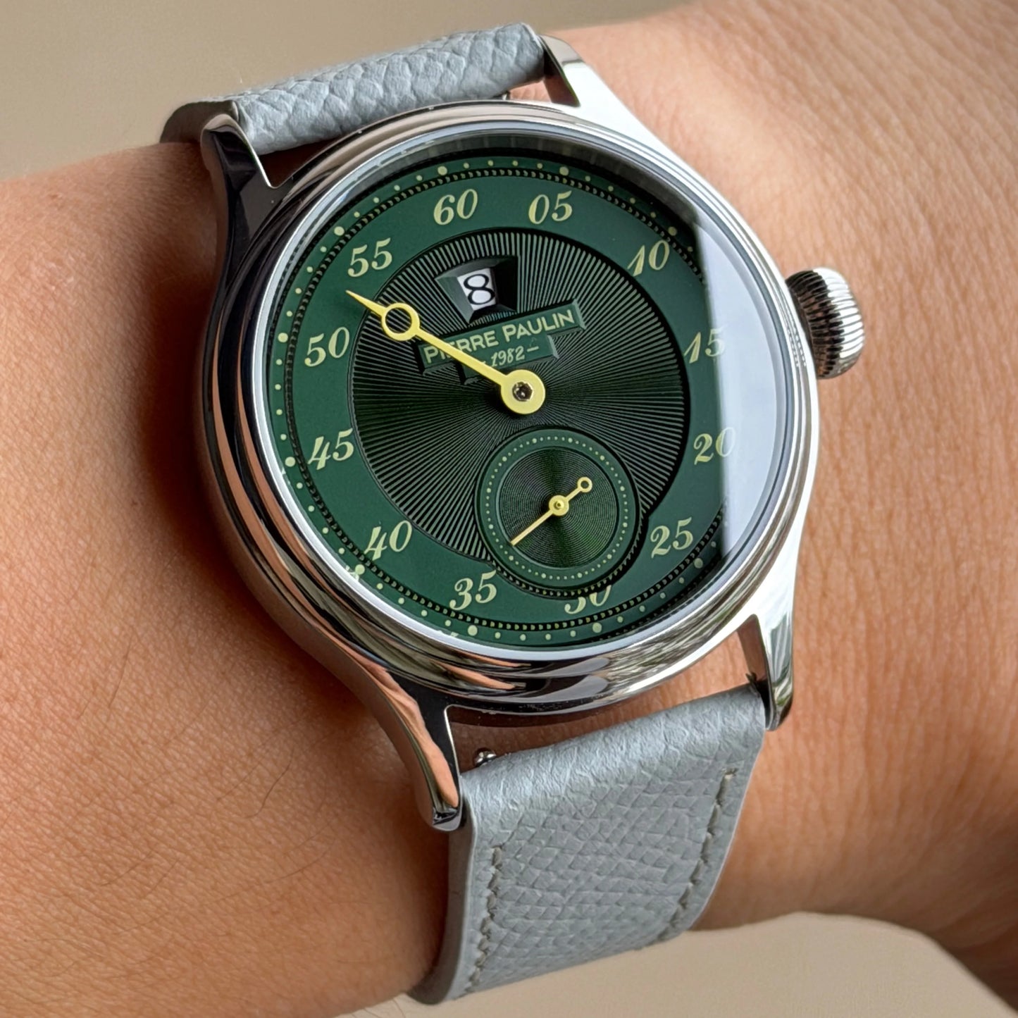 Sapphire Crystal NEW Pierre Paulin Jumping Hour Men Watch Salmon Dial Automatic St17 Mechanical Watch Vintage Date Window