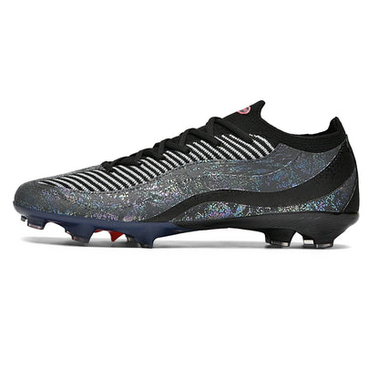 New Men's Soccer Shoes Professional Football Boots Non-Slip Cleats FG/TF Grass Outdoor Training Athletic Sneakers