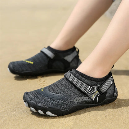Kids Aqua Shoes Summer Beach Five Fingers Barefoot Water Shoes Swimming Lightweightl Non-slip Seaside River Children Sneakers
