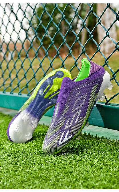 New Men Soccer Shoes Outdoor Anti-Slippery Youth Sports Shoes Ultralight Turf Comfortable Football Boots