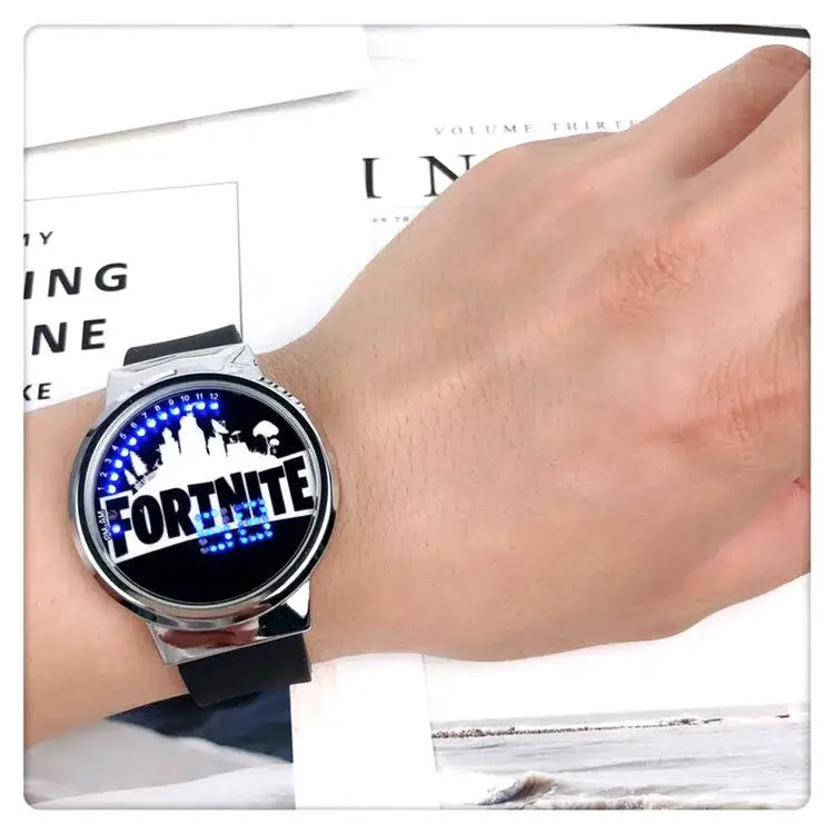 Orologio Fortnite Cute Fashion Cartoon personalizzato Kawaii Touch con luce notturna LED, orologio elettronico per studenti, regalo per amici