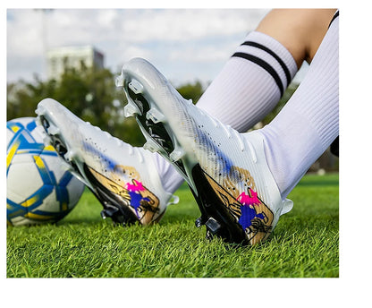 New Men Soccer Shoes Grass Ultralight Sport Comfortable Adult Non-Slip Football Boots Outdoor Cleats Sport Futsal Training Match