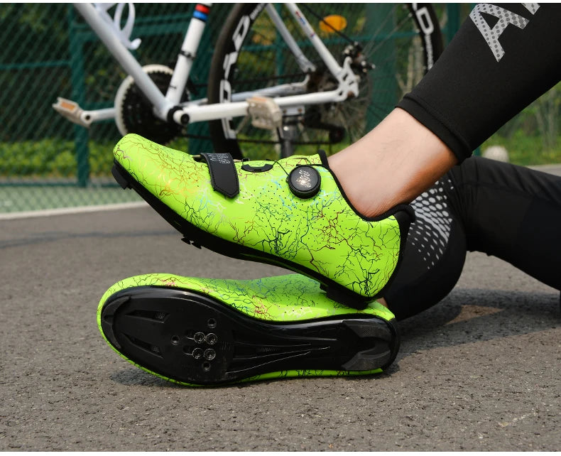 New Cycling Shoes Men Self-Locking Road Cycling Shoes Outdoor Mountain Cycling Sports Shoes Women Indoor Spinning Cycling Shoes