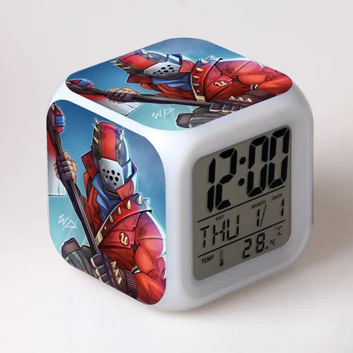 Despertador Fortnite Cute Fashion Cartoon Personalizado Criativo Kawaii Minimalista LED, Presente de Aniversário para Amigos