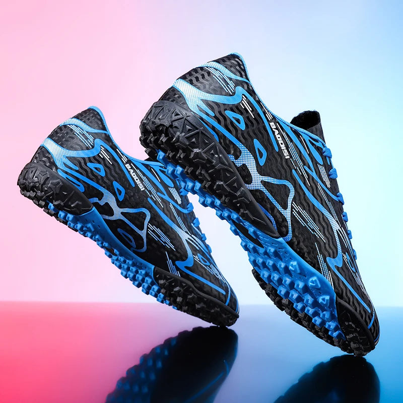New Men Soccer Shoes Sport Training Football Boots Soft Ultralight Breathable Professional Sneakers Unisex Grass Cleats Match