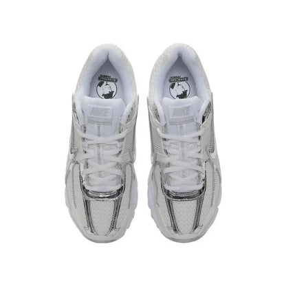 Nike W Nike Zoom Vomero 5 Slip-Resistant, Durable Cushioning Classic Casual Running Shoes, Stylish and Versatile HF7723-100