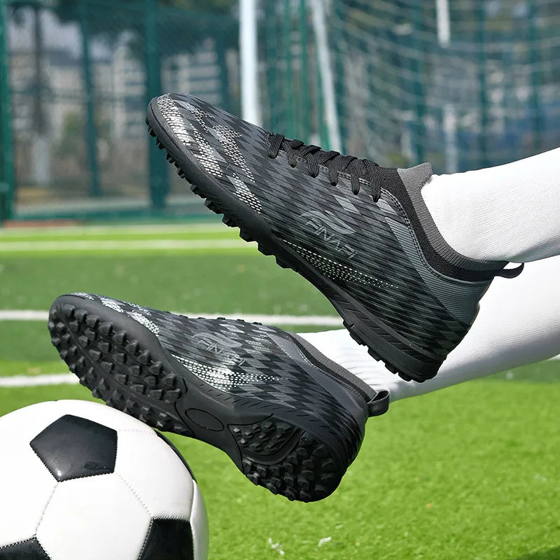 Nuevas zapatillas de fútbol para hombre de alta calidad, tacos para partidos en interior, botas de fútbol para exterior superventas, para césped, de caña alta, fútbol sala, antideslizantes