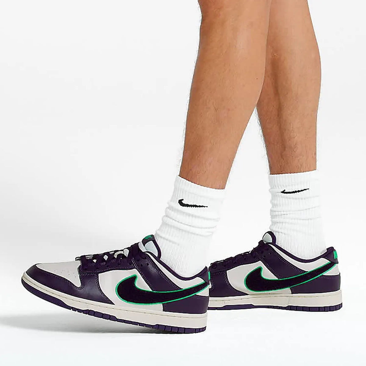 Nike Authentic Dunk Low Men's Durable Low-Top Casual Shoes DQ7683-100