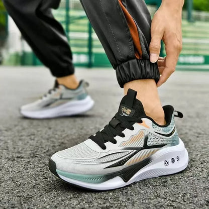 New casual sports shoes for men, trendy breathable mesh shoes, versatile and lightweight running shoes
