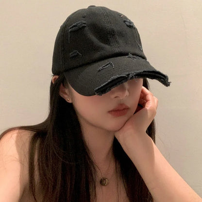 Ny vår- och sommarhatt för män och kvinnor i hiphop-stil, mångsidig, mjuk topp, böjd skärm, retrostil, sliten look med hål och duckbill-form