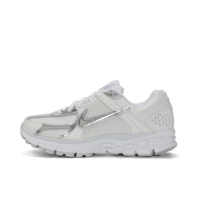 Nike W Nike Zoom Vomero 5 Slip-Resistant, Durable Cushioning Classic Casual Running Shoes, Stylish and Versatile HF7723-100